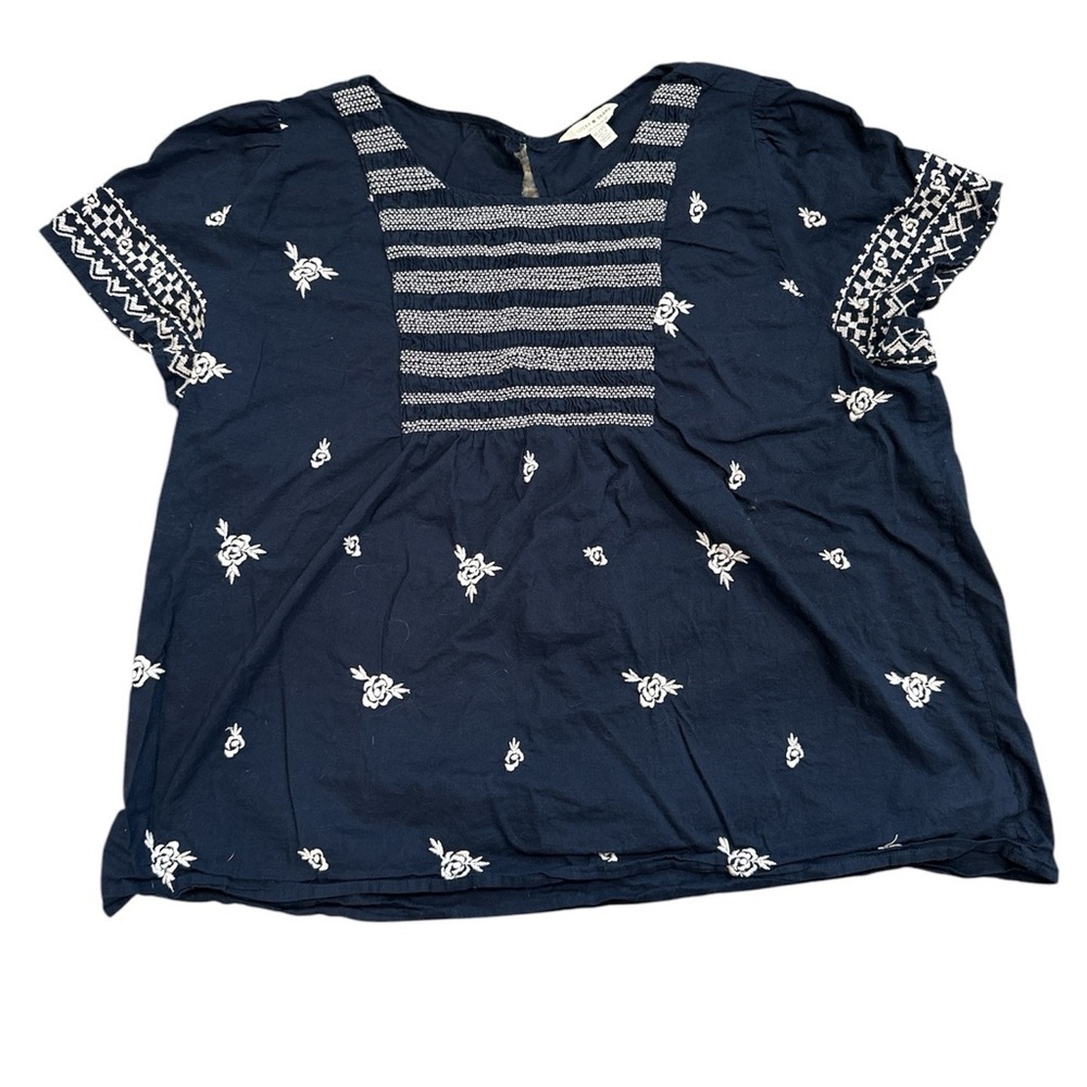 Lucky Brand Embroidered Smocked Navy Top size XL